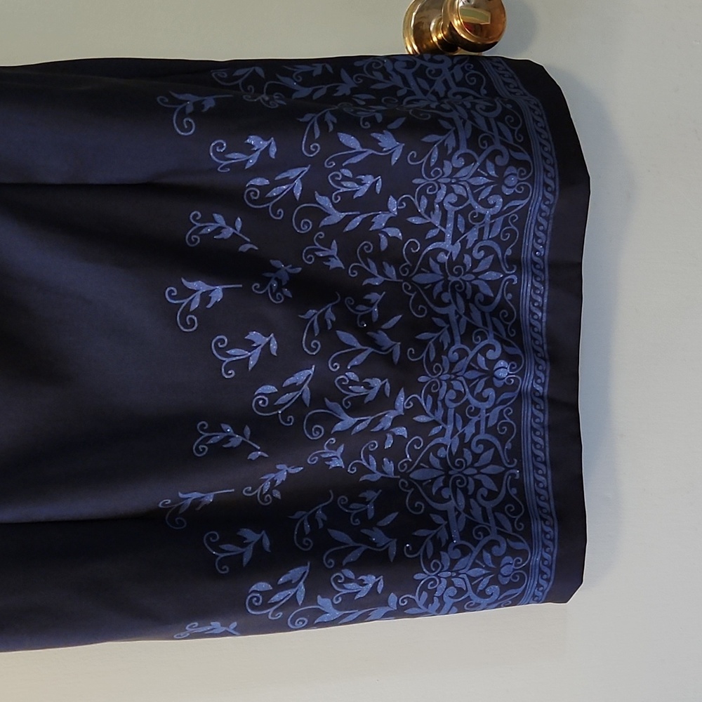 Beautiful blue Rampage dress. - Picture 2 of 7